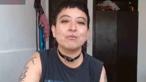 Snapshot of poly_mer chatting on December 5, 2024, 1:38 pm Poly online show from December 5, 2024, 1:38 pm