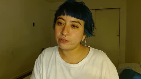 Snapshot of poly_mer chatting on February 3, 2026, 12:42 am Poly online show from February 3, 2026, 12:42 am