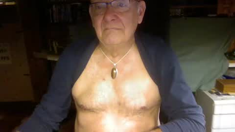 Snapshot of pomme1949 chatting on January 3, 2025, 12:19 pm pomme1949 online show from January 3, 2025, 12:19 pm