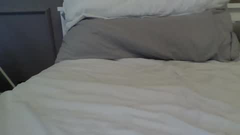 TheMan002 online show from September 14, 2025, 4:17 pm