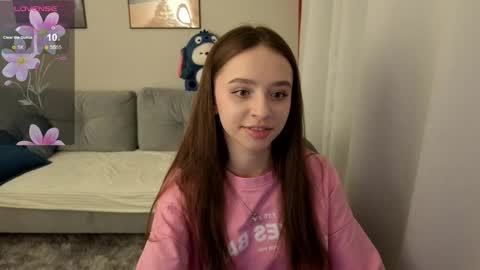 Snapshot of poopl_19 chatting on January 18, 2026, 2:04 am Cindy online show from January 18, 2026, 2:04 am