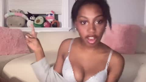 princess online show from November 29, 2025, 2:36 am