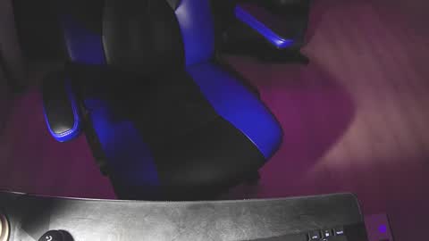 Snapshot of popit124 chatting on February 17, 2025, 5:04 am cumguy125 online show from February 17, 2025, 5:04 am