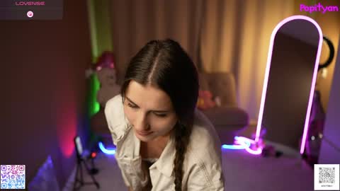 Snapshot of popityan chatting on May 20, 2026, 9:15 am Louise see you on December 1 at 2200 UTC3 online show from May 20, 2026, 9:15 am