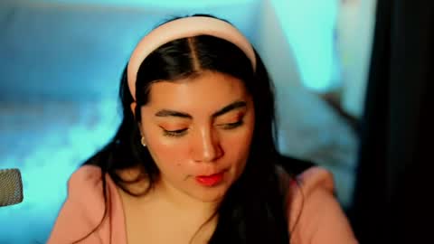 Poppy Kensington online show from May 4, 2026, 11:56 pm