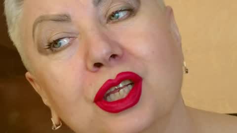 LADY POSH online show from March 11, 2025, 9:59 pm