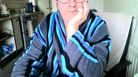 poshman65 online show from December 15, 2024, 12:17 pm