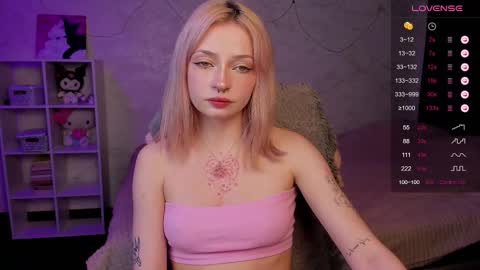 Snapshot of postbaby chatting on November 13, 2025, 4:06 pm Polly inst postbabyyy online show from November 13, 2025, 4:06 pm