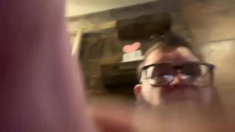 Snapshot of poundsquad305 chatting on January 17, 2025, 1:03 pm poundsquad305 online show from January 17, 2025, 1:03 pm