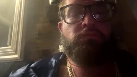Snapshot of poundsquad305 chatting on October 20, 2025, 2:34 am poundsquad305 online show from October 20, 2025, 2:34 am