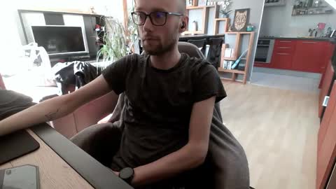 Snapshot of poutoublou002 chatting on March 21, 2026, 9:03 am Blou online show from March 21, 2026, 9:03 am