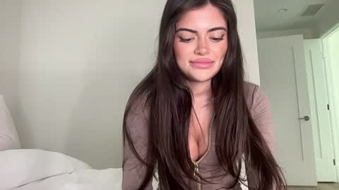 Selena online show from June 28, 2026, 10:05 pm