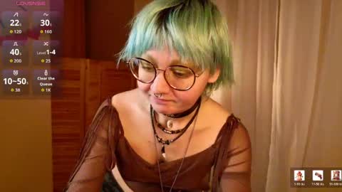 Snapshot of powderofgun chatting on May 7, 2026, 8:36 pm powderofgun online show from May 7, 2026, 8:36 pm
