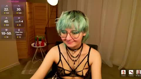 Snapshot of powderofgun chatting on May 9, 2026, 8:25 pm powderofgun online show from May 9, 2026, 8:25 pm