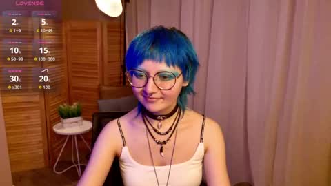 Snapshot of powderofgun chatting on May 27, 2026, 8:17 pm powderofgun online show from May 27, 2026, 8:17 pm