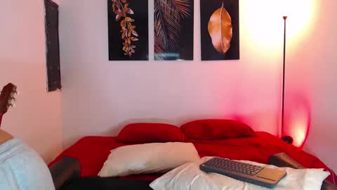 Snapshot of power_hot18 chatting on December 5, 2024, 5:15 am ALEX Y ALEXA online show from December 5, 2024, 5:15 am