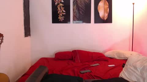 Snapshot of power_hot18 chatting on January 19, 2025, 5:37 am ALEX Y ALEXA online show from January 19, 2025, 5:37 am