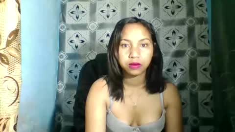 LARISSAH online show from April 23, 2026, 2:57 am
