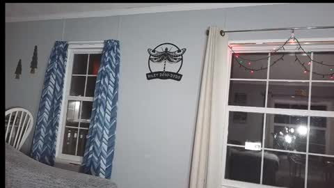 Snapshot of powerstroke345 chatting on January 11, 2026, 11:32 pm powerstroke345 online show from January 11, 2026, 11:32 pm