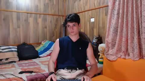 Snapshot of powertwinky chatting on February 4, 2025, 5:53 am chris independent online show from February 4, 2025, 5:53 am