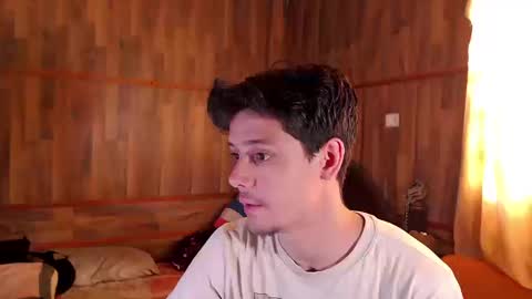 Snapshot of powertwinky chatting on March 12, 2026, 10:05 pm chris independent online show from March 12, 2026, 10:05 pm