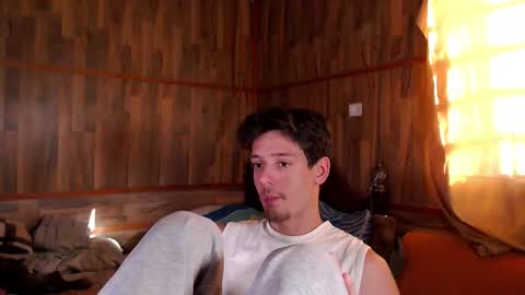 Snapshot of powertwinky chatting on March 14, 2026, 10:04 pm chris independent online show from March 14, 2026, 10:04 pm