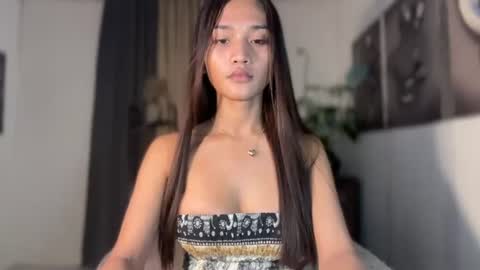 Snapshot of precious_sy chatting on June 18, 2026, 9:14 am ur hot and wet precious online show from June 18, 2026, 9:14 am