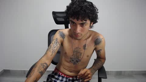 Plux online show from December 6, 2024, 8:59 am