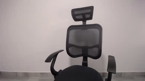 Plux online show from January 21, 2025, 4:10 am