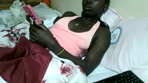 Snapshot of preshty chatting on June 17, 2026, 7:33 am preshty online show from June 17, 2026, 7:33 am