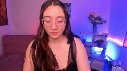 Snapshot of press_anykey chatting on June 14, 2026, 1:13 pm Camila online show from June 14, 2026, 1:13 pm