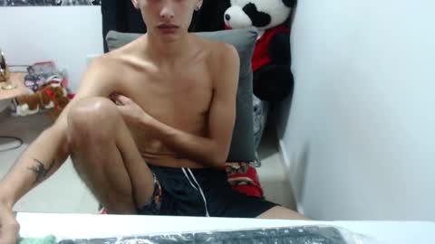 Snapshot of pressure_xxx_420 chatting on January 10, 2025, 9:34 am PRESSURE online show from January 10, 2025, 9:34 am