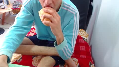 Snapshot of pressure_xxx_420 chatting on January 19, 2025, 12:39 pm PRESSURE online show from January 19, 2025, 12:39 pm