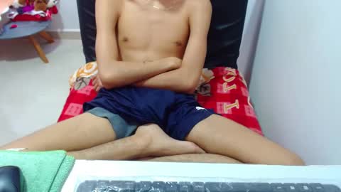 Snapshot of pressure_xxx_420 chatting on February 1, 2025, 12:26 pm PRESSURE online show from February 1, 2025, 12:26 pm