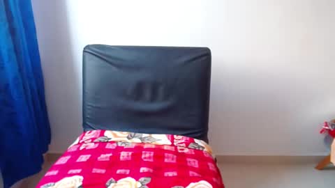 Snapshot of pressure_xxx_420 chatting on February 28, 2025, 10:06 pm PRESSURE online show from February 28, 2025, 10:06 pm