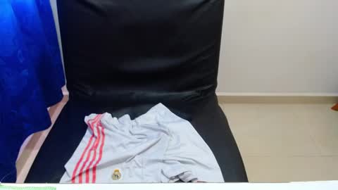 Snapshot of pressure_xxx_420 chatting on March 8, 2025, 11:48 am PRESSURE online show from March 8, 2025, 11:48 am