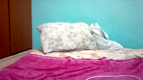 pretty253 online show from January 6, 2025, 8:18 pm