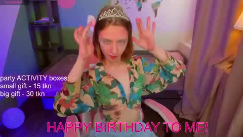Lady vikki  online show from June 6, 2026, 6:51 am