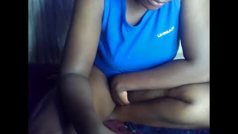 pretty_ass07 online show from January 18, 2026, 7:06 pm