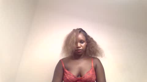 pretty_curvy99 online show from May 2, 2026, 6:13 pm