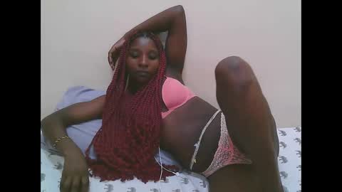 pretty online show from March 10, 2026, 3:39 pm