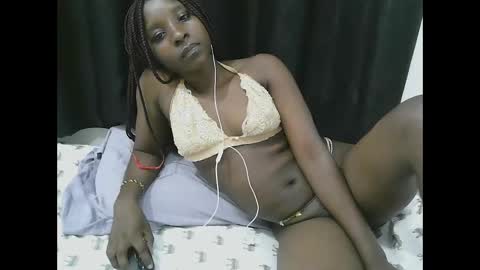 pretty online show from May 16, 2026, 1:13 am