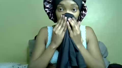 Snapshot of pretty_jazmine chatting on October 21, 2025, 7:58 pm Jaz online show from October 21, 2025, 7:58 pm