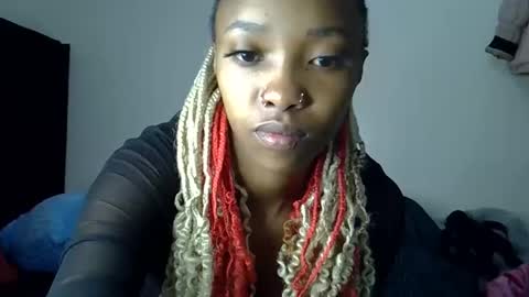 Snapshot of pretty_jazmine chatting on November 18, 2025, 3:12 am Jaz online show from November 18, 2025, 3:12 am