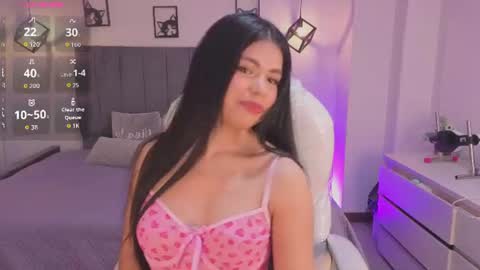 pretty online show from July 5, 2026, 3:02 am