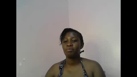pretty_kylah online show from November 3, 2025, 1:23 pm