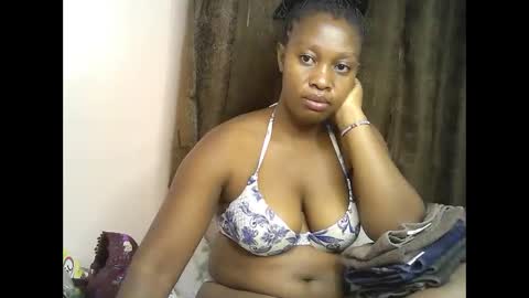 Snapshot of pretty_kylah chatting on May 8, 2026, 12:32 pm pretty_kylah online show from May 8, 2026, 12:32 pm