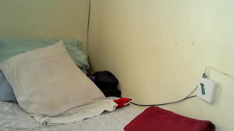 Snapshot of pretty_kylah chatting on June 15, 2026, 1:35 pm pretty_kylah online show from June 15, 2026, 1:35 pm