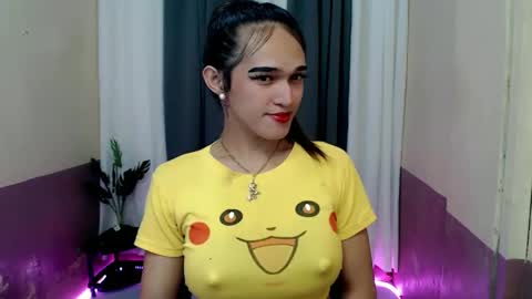 pretty_lady_kitty online show from April 6, 2026, 12:28 pm