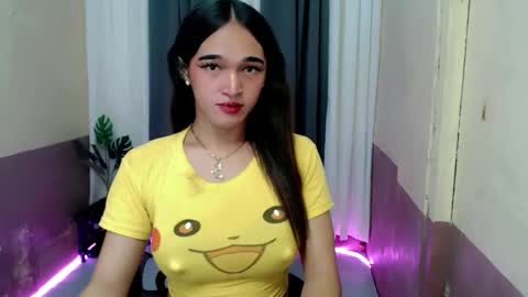 pretty_lady_kitty online show from April 22, 2026, 5:43 am